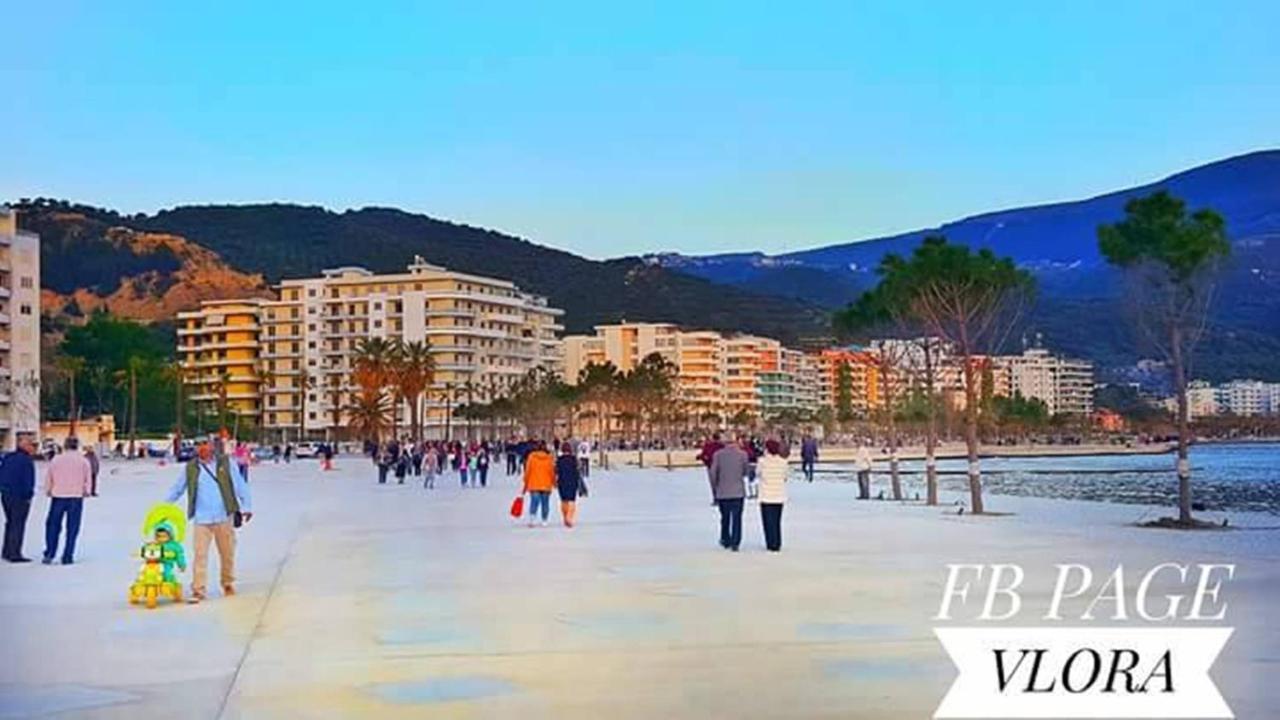 Sea View Apartment Onorato 1 Vlore Bagian luar foto